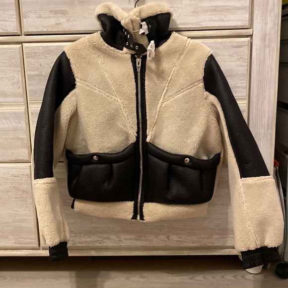 BLANK NYC Jacket - Picture 1 of 6